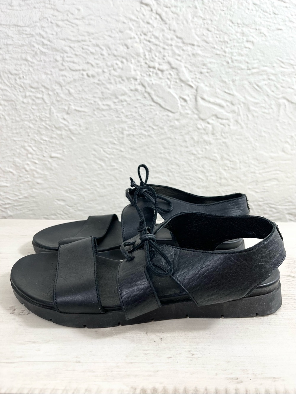 Miz Mooz Black Leather Sandals shoes Lace Up 38 8